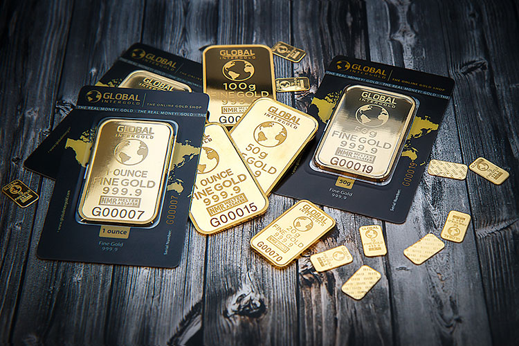Heavy Debt Humbles China’s Business Champions, Including the Jewelry Queen